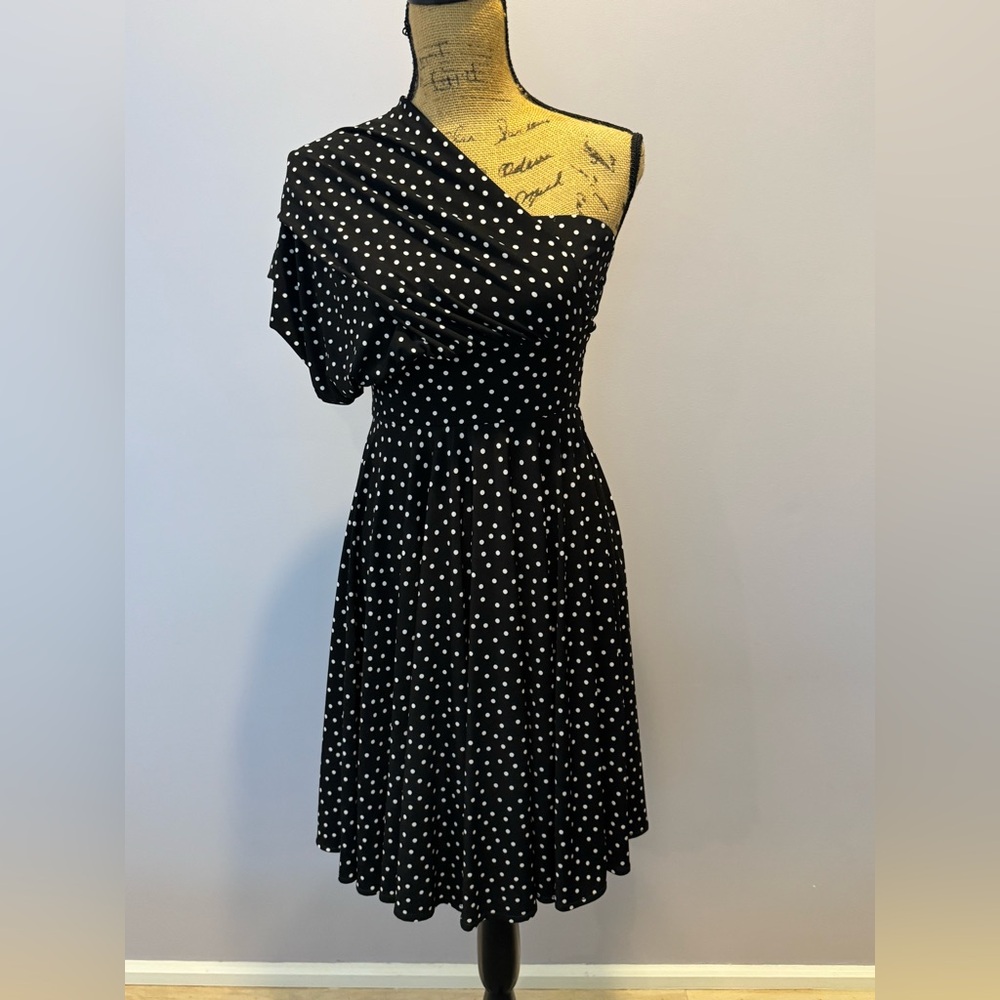 One dress, nothing but options!